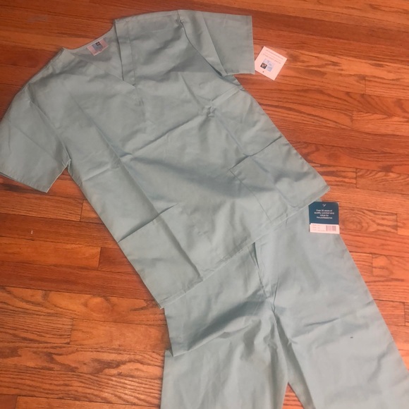 SCRUBS NWT Size XS - Picture 2 of 7